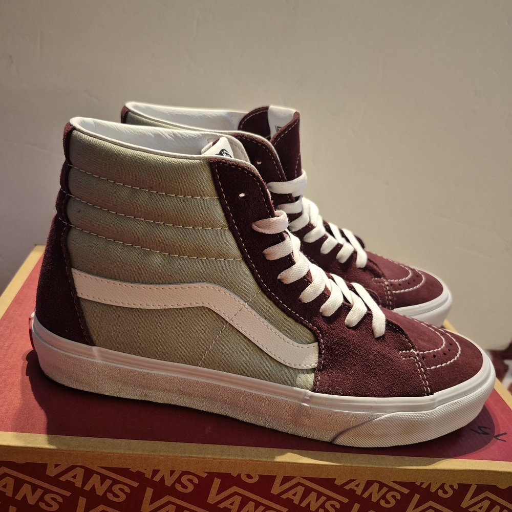 Vans Men's High-Top Sneakers - Burgundy and Cream